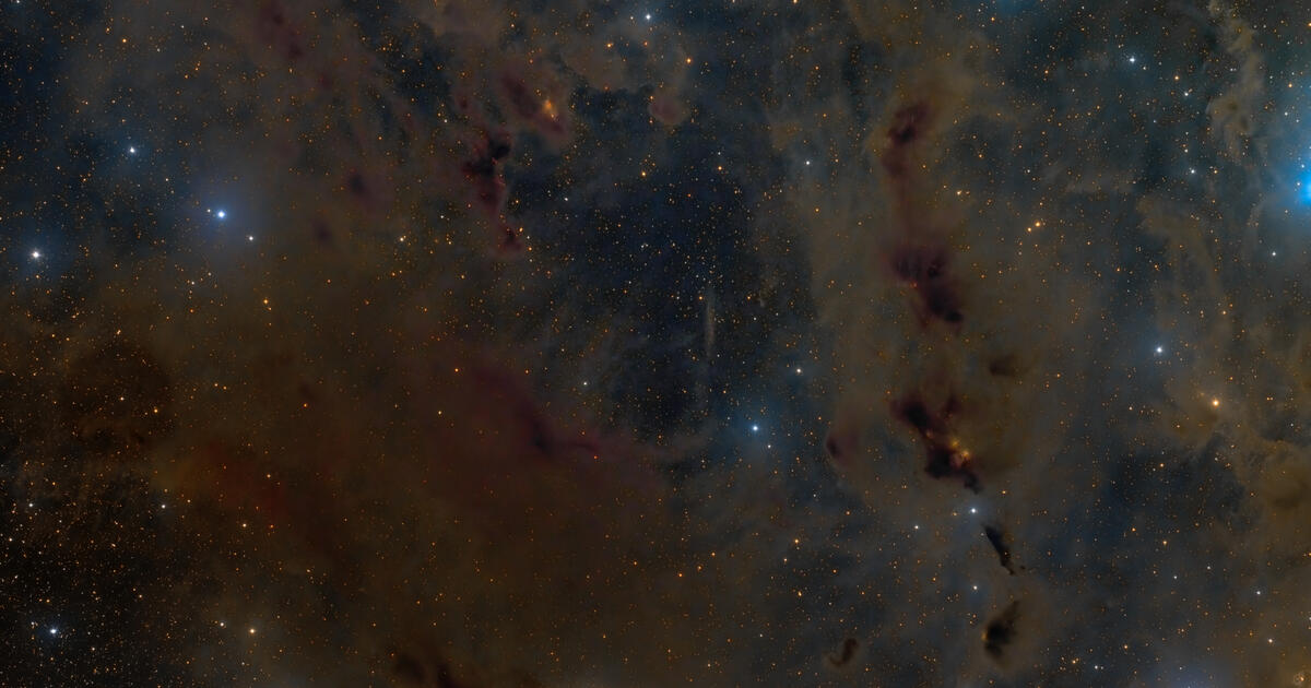 Barnard 22 & surroundings Telescope Live
